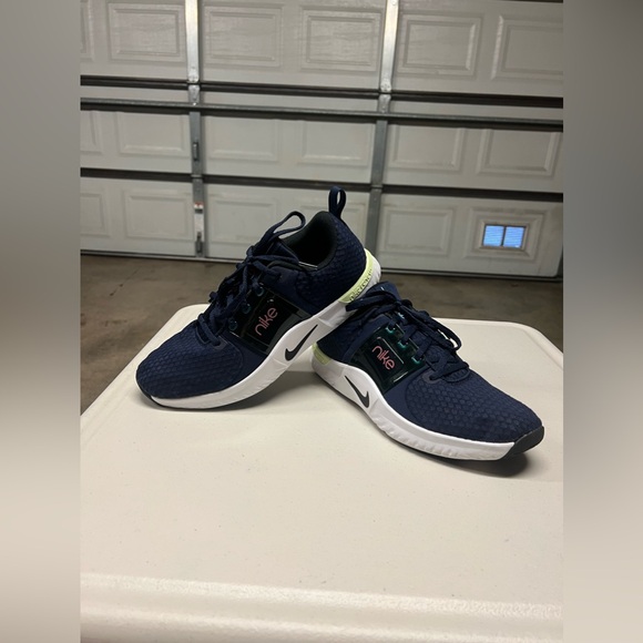 Womens Nike Renew in-season TR 10 size 11 Blackened Blue/Black - Picture 1 of 6